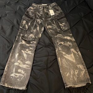 MNML Men's Baggy Black Cargo Pants